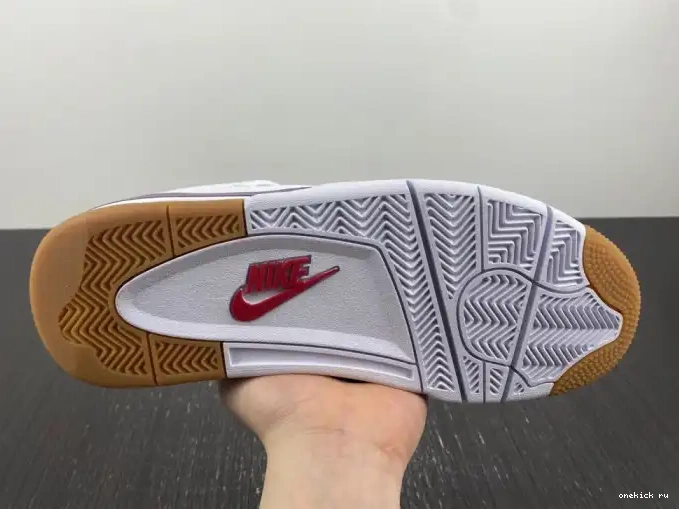 Chep Onekick JORDAN RETRO DR5415-150 4 SB Nike 0427